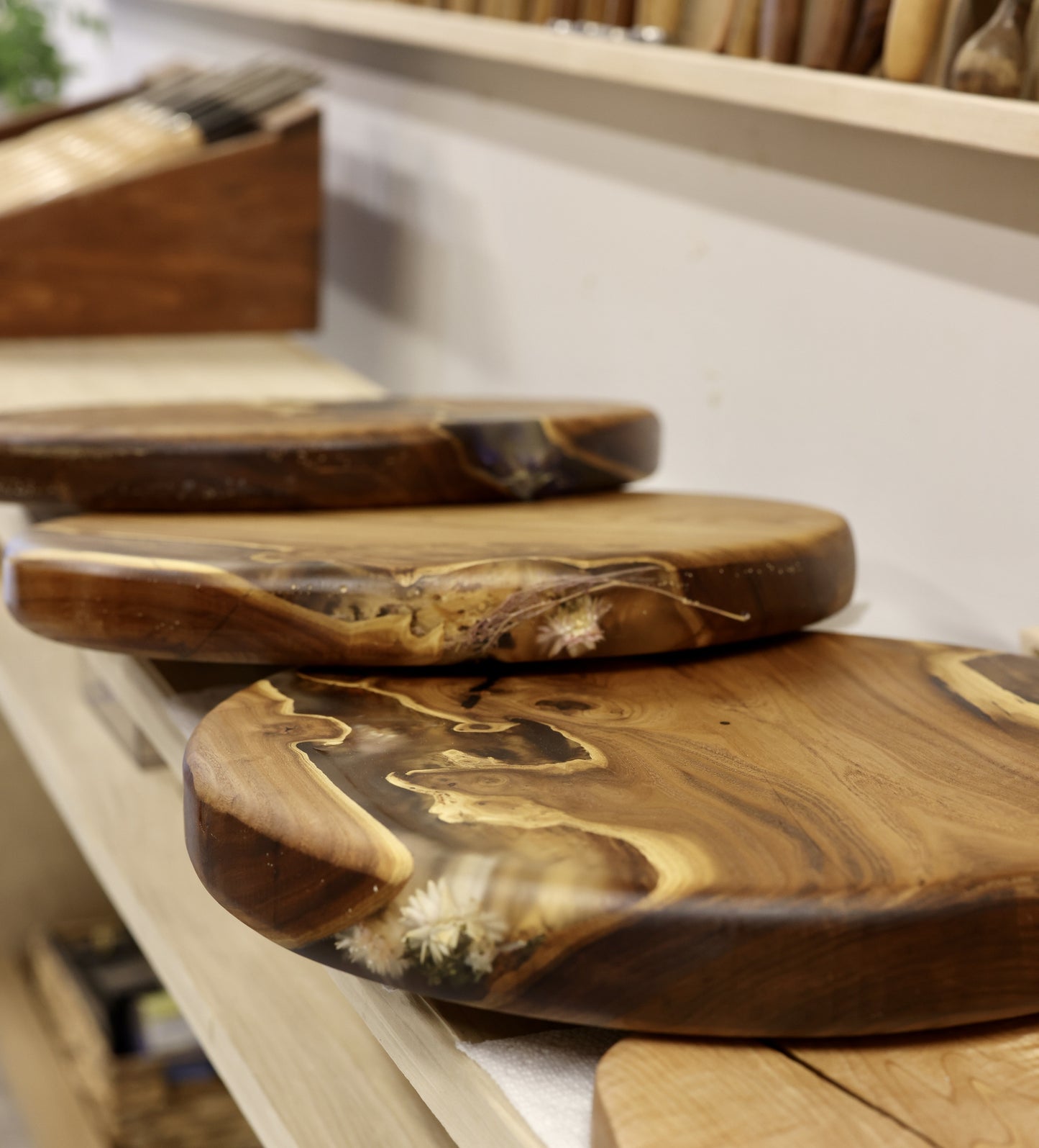 Real flower & wood serving tray