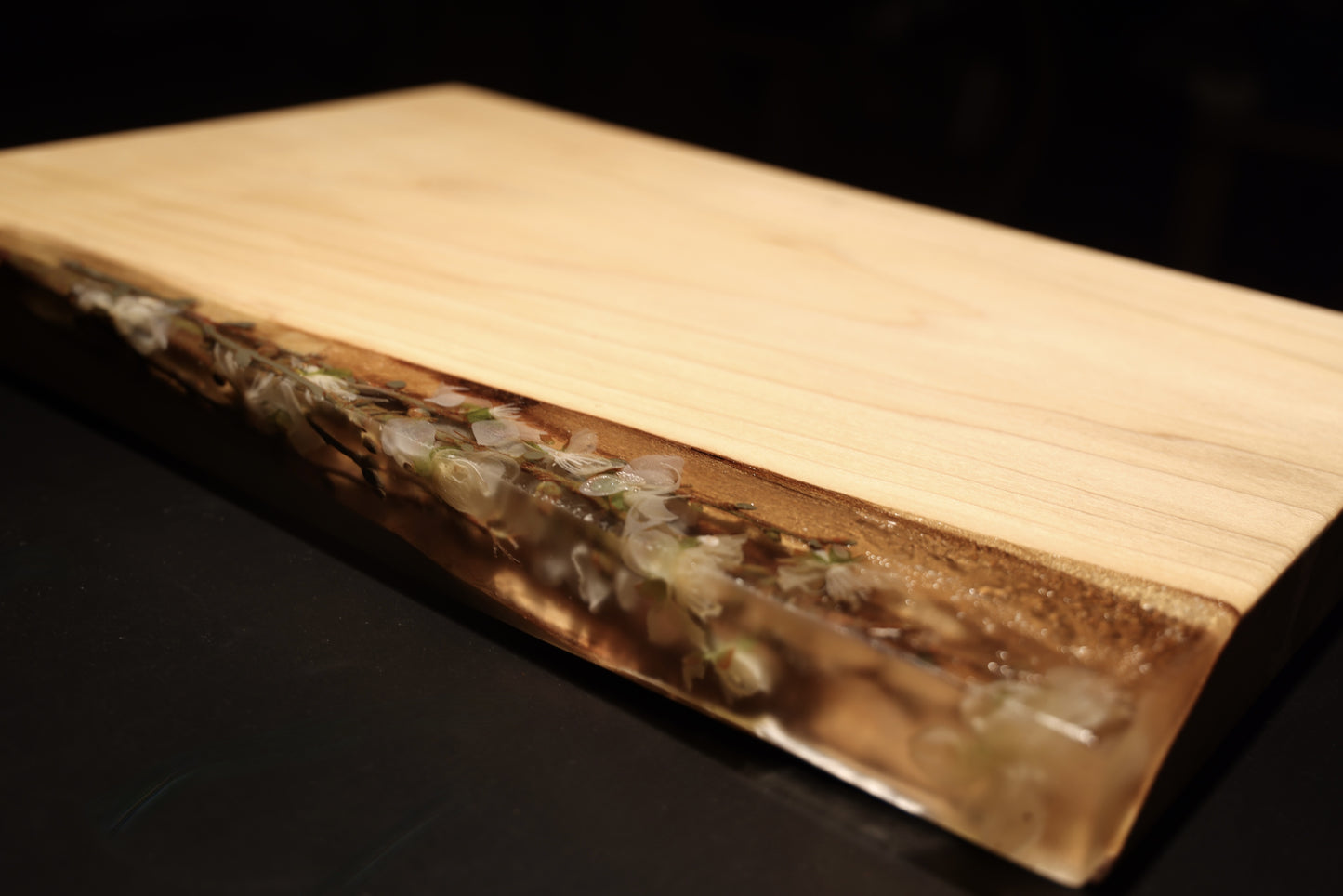 Suspended flower & wood serving tray